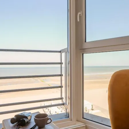 Beachfront With Panoramic Sea View Middelkerke